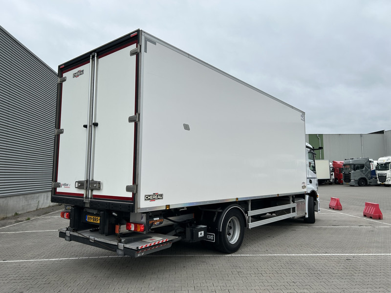 Mercedes-Benz Actros 2124 / Carrier Koeler -30 gr / Cheraeu / Laadklep / APK 01-26 - Camión frigorífico: foto 2 Mercedes-Benz Actros 2124 / Carrier Koeler -30 gr / Cheraeu / Laadklep / APK 01-26 - Camión frigorífico: foto 2