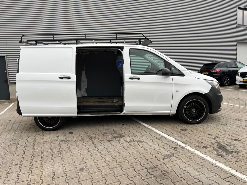 Mercedes-Benz Vito 111 CDI Lang / Business Professional Plus / / Imperial / Towbar / APK-TUV 11-25 - Furgoneta pequeña: foto 3 Mercedes-Benz Vito 111 CDI Lang / Business Professional Plus / / Imperial / Towbar / APK-TUV 11-25 - Furgoneta pequeña: foto 3