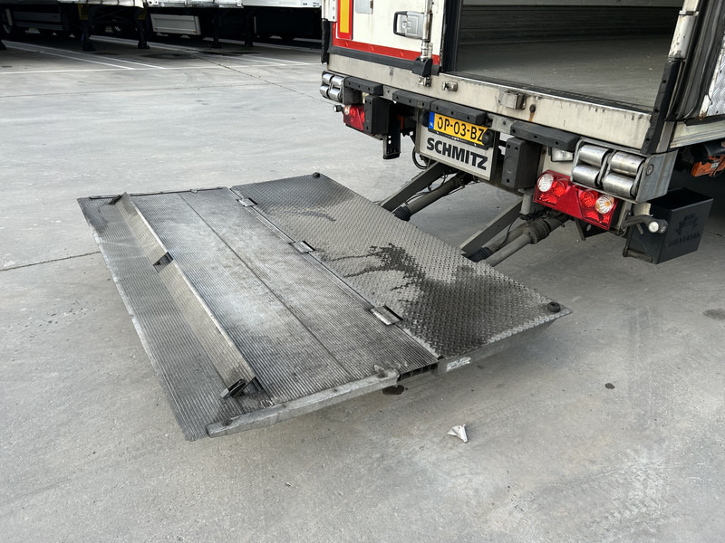 Schmitz Cargobull SCB S3B / Carrier Vector 1950 / Frigo Box / Loadlift / APK TUV 03-26 - Semirremolque frigorífico: foto 5 Schmitz Cargobull SCB S3B / Carrier Vector 1950 / Frigo Box / Loadlift / APK TUV 03-26 - Semirremolque frigorífico: foto 5