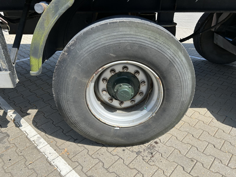 Vogelzang V02 17 30 / Heavy Duty Chassis / 3 axle 10 Ton / Hiab Crane Defect - Semirremolque plataforma/ Caja abierta: foto 5 Vogelzang V02 17 30 / Heavy Duty Chassis / 3 axle 10 Ton / Hiab Crane Defect - Semirremolque plataforma/ Caja abierta: foto 5