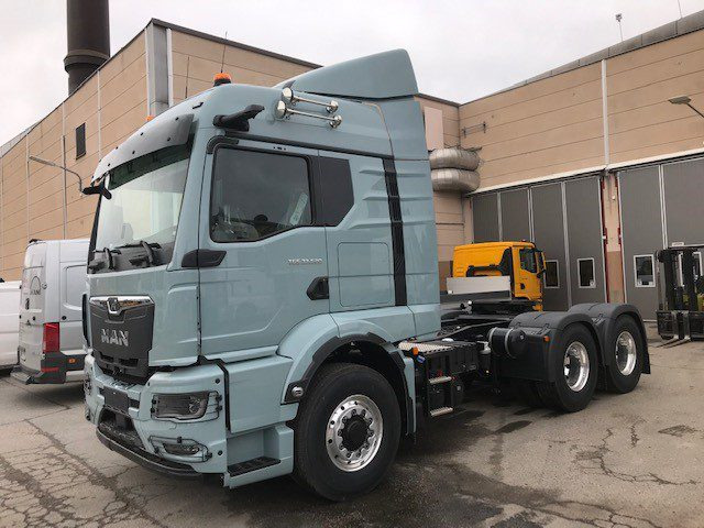 MAN TGS 33.510 6X6H Skogsmaskinsdragare - Cabeza tractora: foto 2 MAN TGS 33.510 6X6H Skogsmaskinsdragare - Cabeza tractora: foto 2