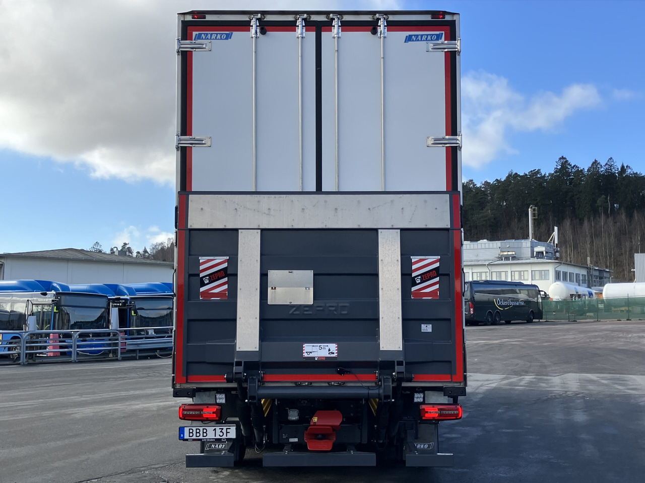 MAN TGX 26.520 6×2-4 fjärrbil Närko - Camión caja cerrada: foto 5 MAN TGX 26.520 6×2-4 fjärrbil Närko - Camión caja cerrada: foto 5