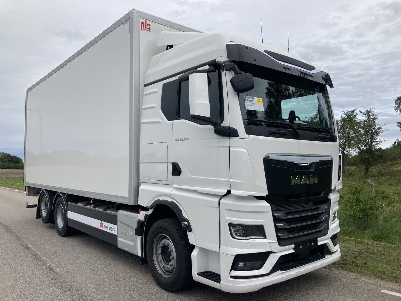 TGX 26.510 6×2-4 Fjärrbil - Camión chasis: foto 1 TGX 26.510 6×2-4 Fjärrbil - Camión chasis: foto 1
