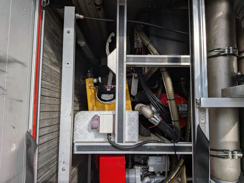 Mercedes-Benz - Camión de bomberos: foto 4 Mercedes-Benz - Camión de bomberos: foto 4