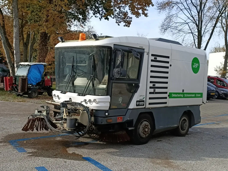 Ravo 540 - Barredora vial: foto 1 Ravo 540 - Barredora vial: foto 1