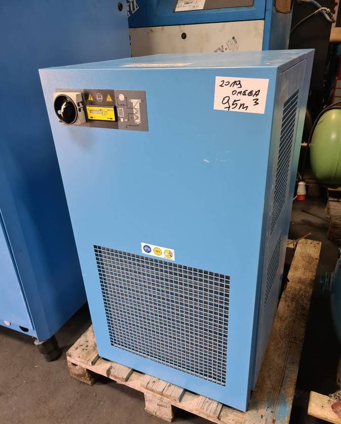 Osuszacz ziębniczy OMEGA 9,5 m3 - Compresor de aire: foto 1 Osuszacz ziębniczy OMEGA 9,5 m3 - Compresor de aire: foto 1