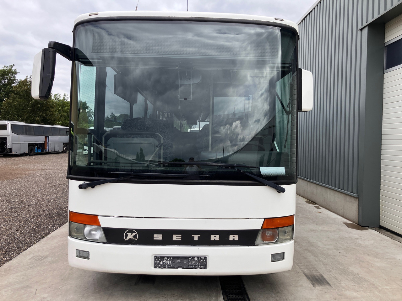 SETRA S319 UL (chassis work) - Autobús suburbano: foto 2 SETRA S319 UL (chassis work) - Autobús suburbano: foto 2