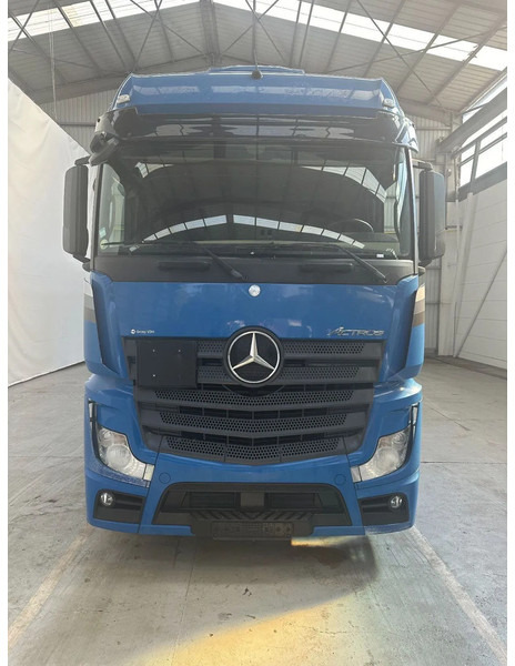 Mercedes-Benz Actros 2642 6x2 - Camión lona: foto 5 Mercedes-Benz Actros 2642 6x2 - Camión lona: foto 5