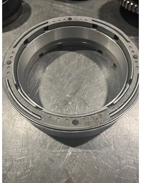 Volvo Piston B2, B3 and cylinder, PT1560, 1860, 1660, 1562, 1862, 1760,1761, 1761A, 1563, 1863, 1509, 2519, 2529, - Caja de cambios: foto 2 Volvo Piston B2, B3 and cylinder, PT1560, 1860, 1660, 1562, 1862, 1760,1761, 1761A, 1563, 1863, 1509, 2519, 2529, - Caja de cambios: foto 2