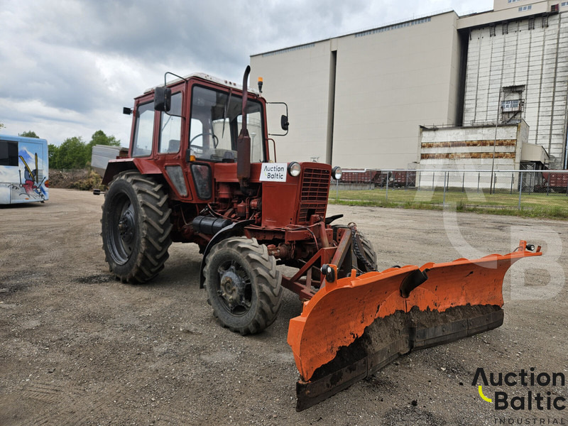 Belarus MTZ 82 - Tractor: foto 2 Belarus MTZ 82 - Tractor: foto 2