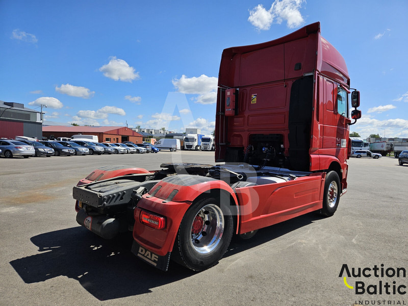 DAF XF 460 FTP - Cabeza tractora: foto 4 DAF XF 460 FTP - Cabeza tractora: foto 4