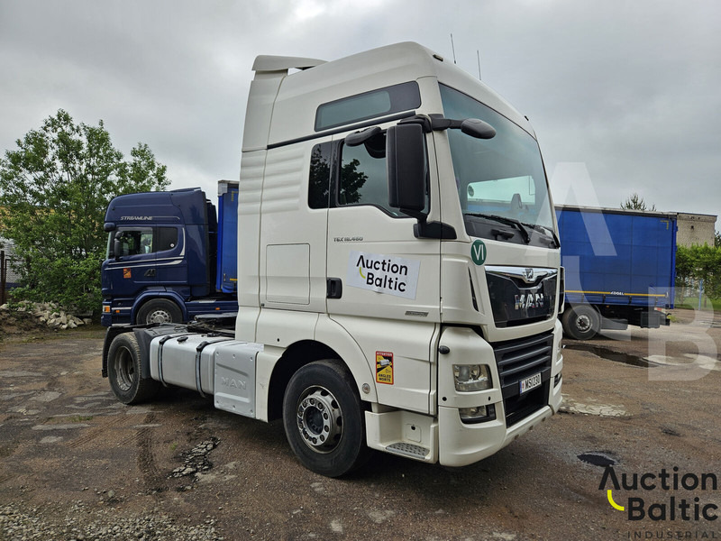 MAN TGX18.460 - Cabeza tractora: foto 2 MAN TGX18.460 - Cabeza tractora: foto 2