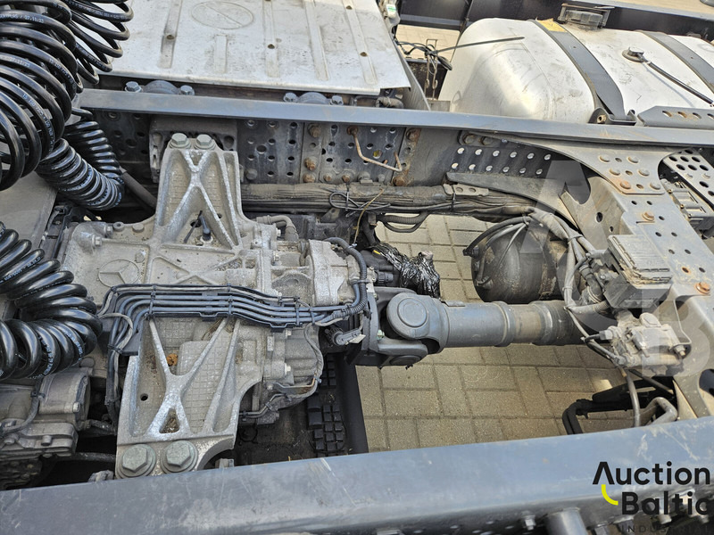 Cabeza tractora Mercedes-Benz Actros 1843: foto 16