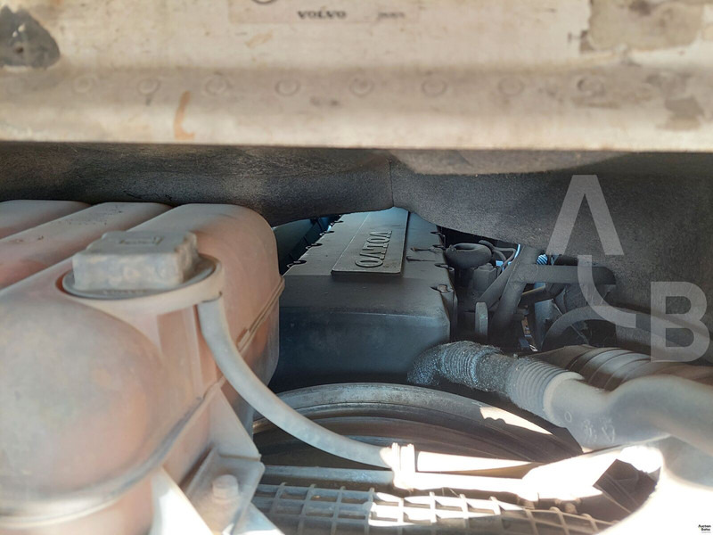 Volvo FH12 - Cabeza tractora: foto 5 Volvo FH12 - Cabeza tractora: foto 5