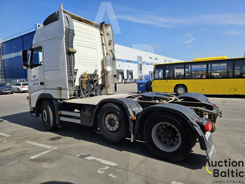 Volvo FH440 - Cabeza tractora: foto 3 Volvo FH440 - Cabeza tractora: foto 3