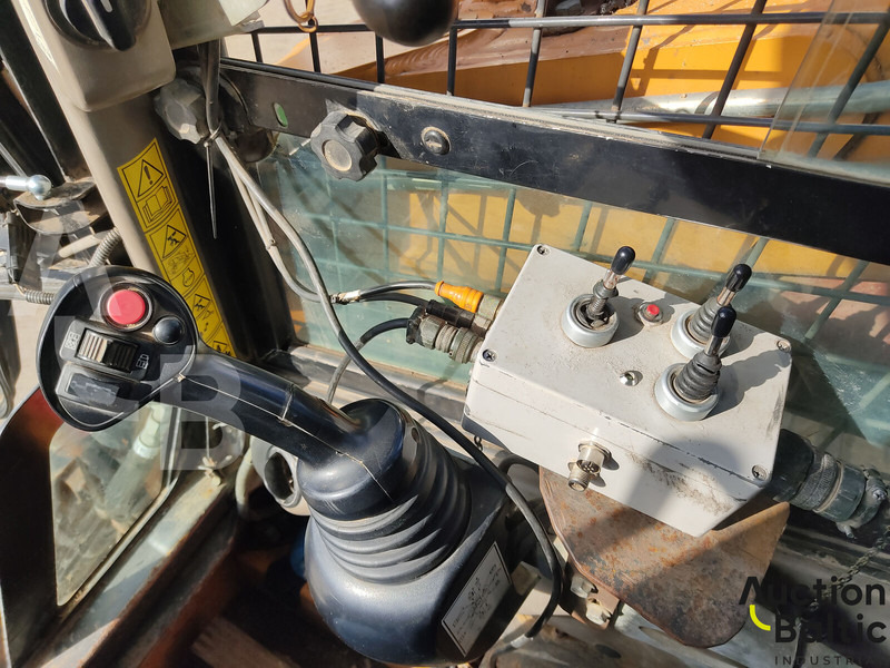 Cargadora de cadenas Case TR 320: foto 9