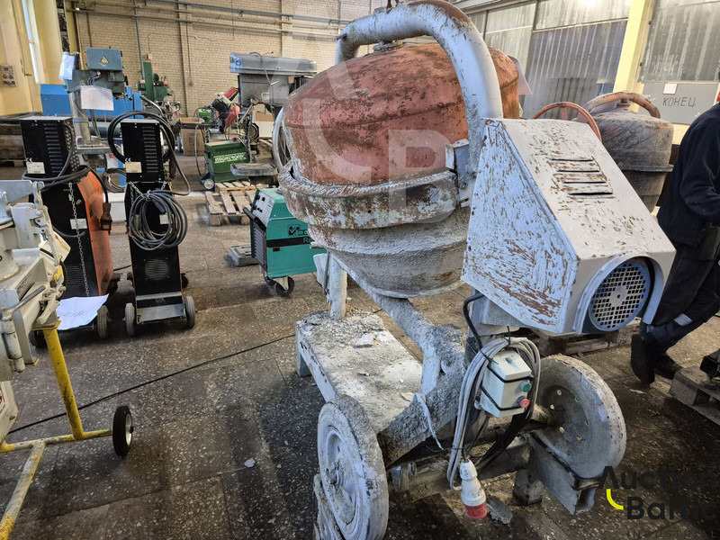 Concrete mixer - Hormigonera: foto 3 Concrete mixer - Hormigonera: foto 3