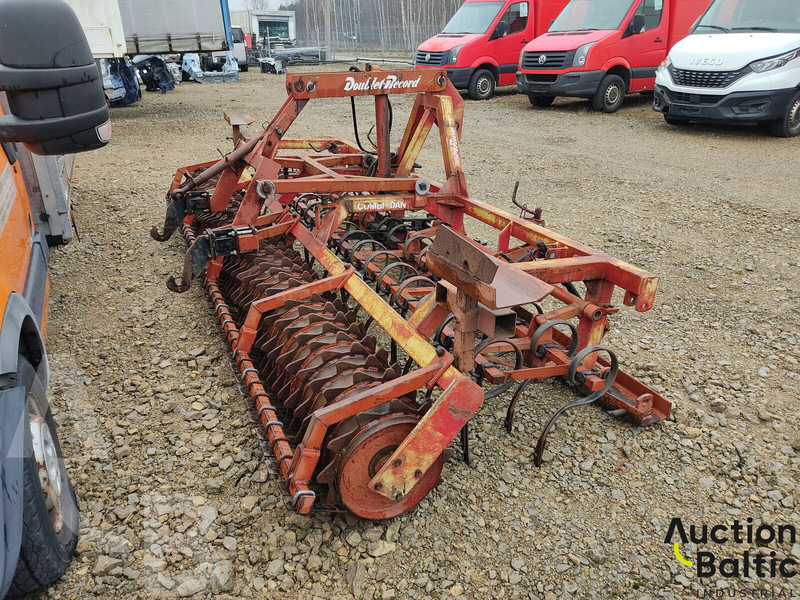 Doublet Record Doublet-Record Combi-Dan 4000 - Grada rotativa: foto 1 Doublet Record Doublet-Record Combi-Dan 4000 - Grada rotativa: foto 1
