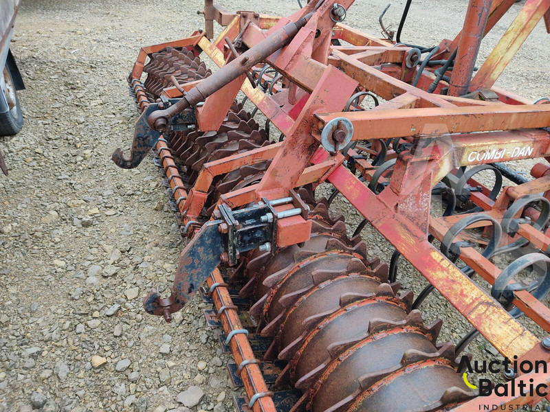 Doublet Record Doublet-Record Combi-Dan 4000 - Grada rotativa: foto 5 Doublet Record Doublet-Record Combi-Dan 4000 - Grada rotativa: foto 5