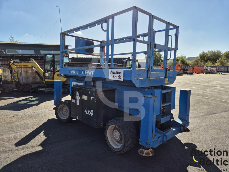 Plataforma de tijeras Genie GS 3369 RT: foto 6 Plataforma de tijeras Genie GS 3369 RT: foto 6