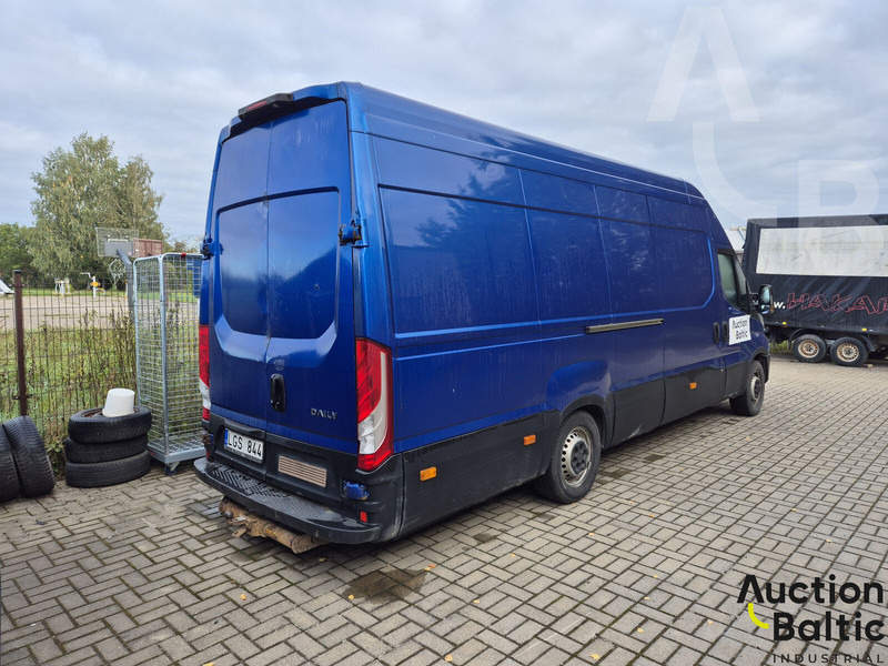Iveco 35S17 - Furgón: foto 3 Iveco 35S17 - Furgón: foto 3