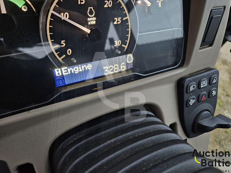 John Deere 4066 R - Tractor: foto 5 John Deere 4066 R - Tractor: foto 5