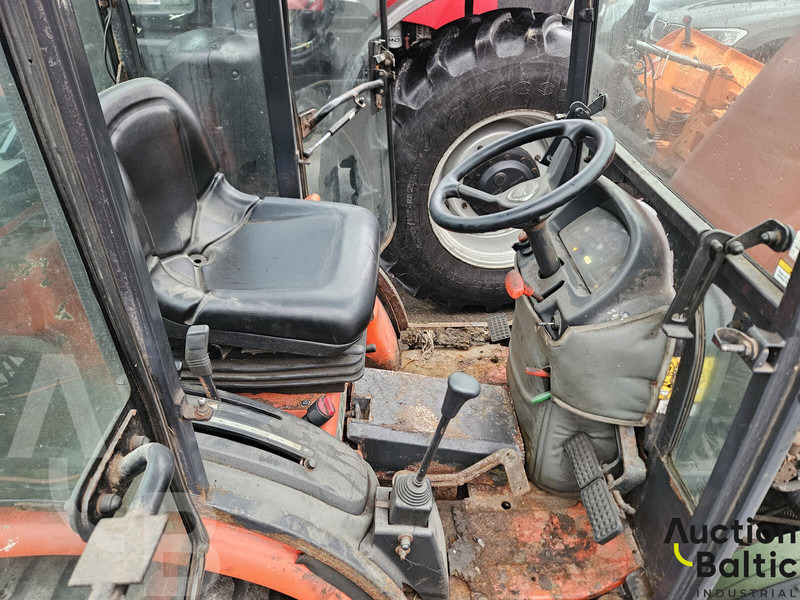 KIOTI CK 2810 - Tractor: foto 5 KIOTI CK 2810 - Tractor: foto 5