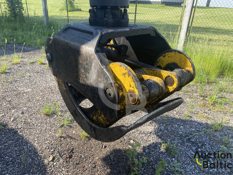 Remolque forestal Komatsu 895: foto 16