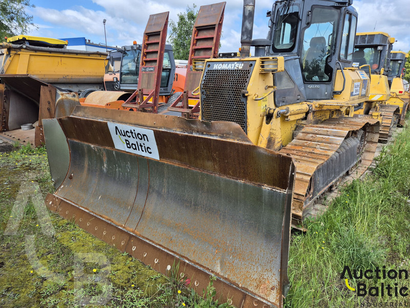 Komatsu D61EX-15 - Bulldozer: foto 2 Komatsu D61EX-15 - Bulldozer: foto 2
