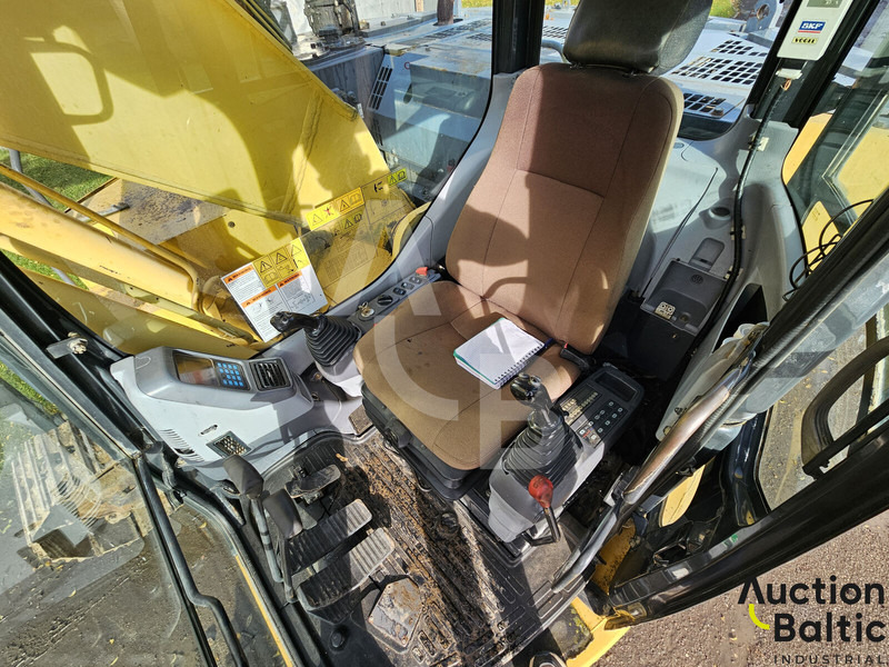 Komatsu PC228USLC-3N0 - Excavadora de cadenas: foto 5 Komatsu PC228USLC-3N0 - Excavadora de cadenas: foto 5