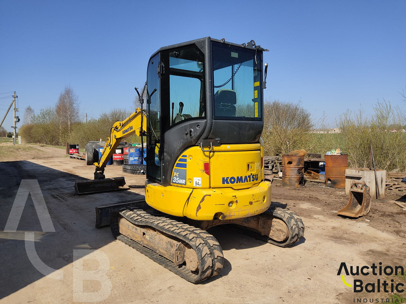 Komatsu PC35MR-5 - Miniexcavadora: foto 5 Komatsu PC35MR-5 - Miniexcavadora: foto 5