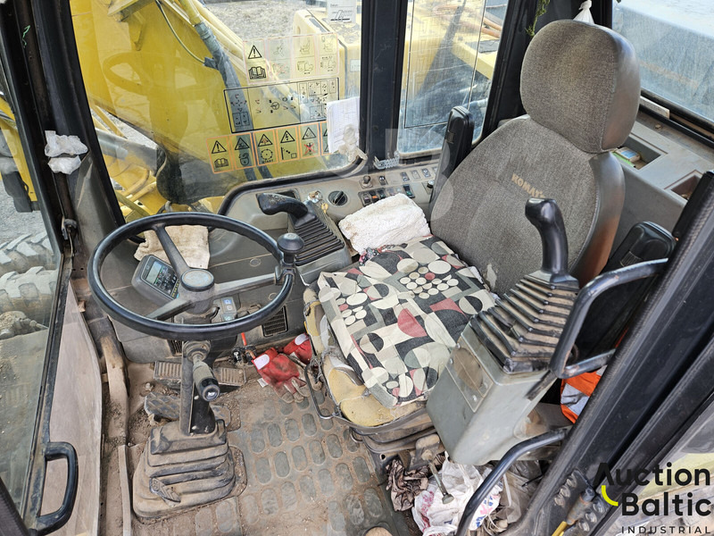 Komatsu PW130ES-6K - Excavadora de ruedas: foto 5 Komatsu PW130ES-6K - Excavadora de ruedas: foto 5