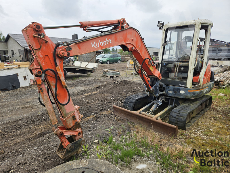 Kubota KX 121-3 - Miniexcavadora: foto 1 Kubota KX 121-3 - Miniexcavadora: foto 1