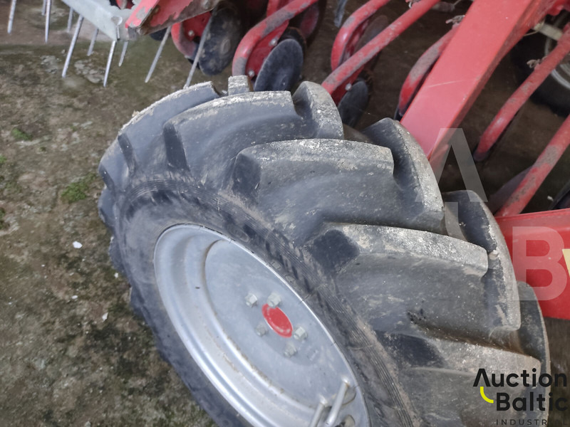 Maquinaria de siembra Kverneland DT-6: foto 9