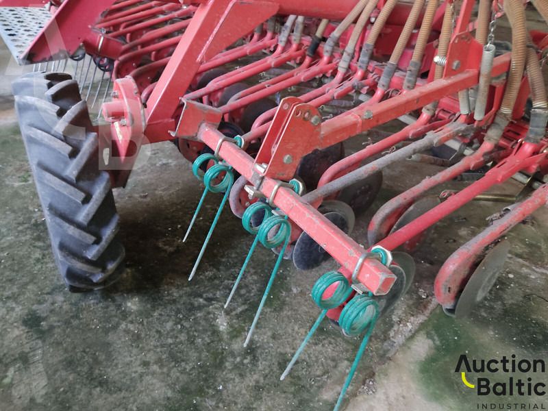 Maquinaria de siembra Kverneland DT-6: foto 12