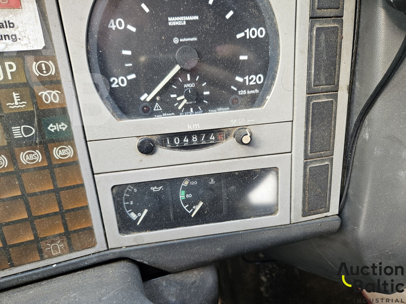 MAN 8.103 - Camión con plataforma elevadora: foto 5 MAN 8.103 - Camión con plataforma elevadora: foto 5