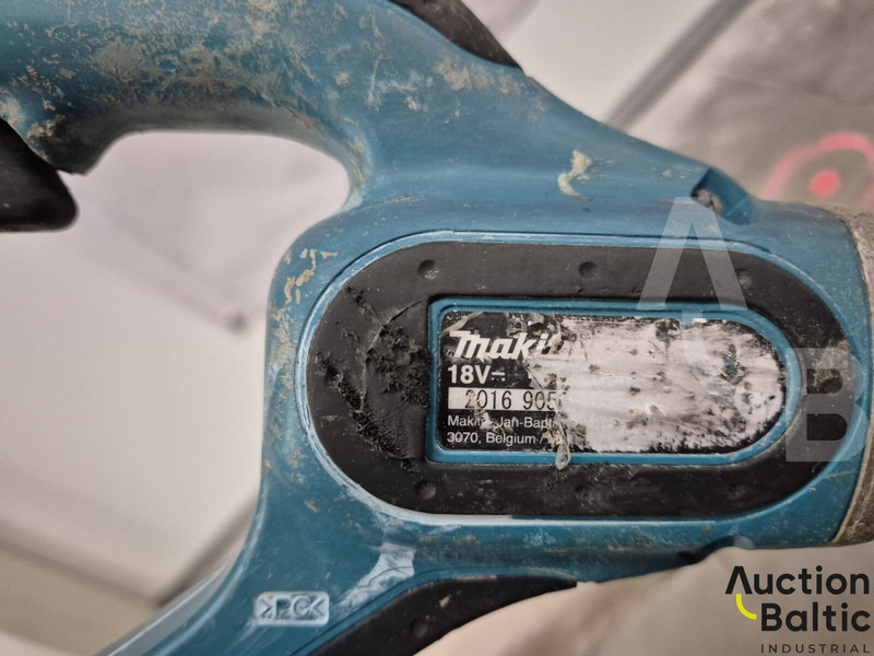 Makita DVR850 - Maquinaria de construcción: foto 3 Makita DVR850 - Maquinaria de construcción: foto 3