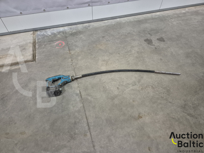 Makita DVR850 - Maquinaria de construcción: foto 1 Makita DVR850 - Maquinaria de construcción: foto 1