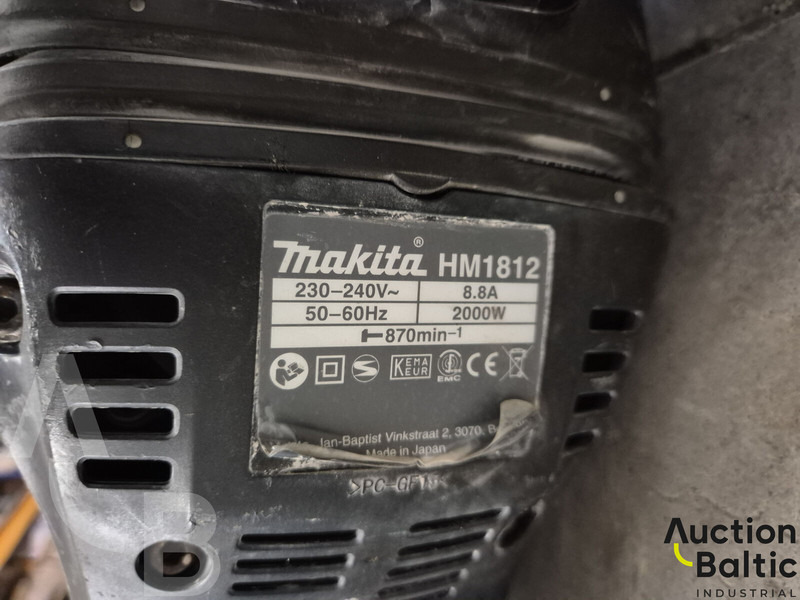 Makita HM1812 - Maquinaria de construcción: foto 4 Makita HM1812 - Maquinaria de construcción: foto 4