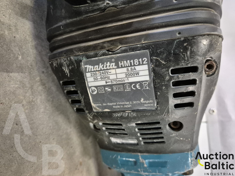 Makita HM1812 - Maquinaria de construcción: foto 5 Makita HM1812 - Maquinaria de construcción: foto 5
