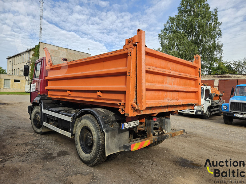 Maz 555131 - Camión volquete: foto 4 Maz 555131 - Camión volquete: foto 4