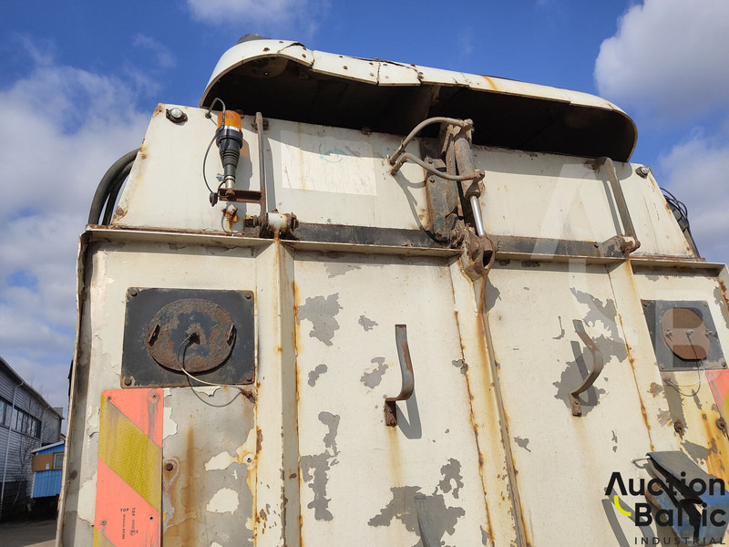 Mercedes-Benz 1517 - Barredora vial: foto 5 Mercedes-Benz 1517 - Barredora vial: foto 5