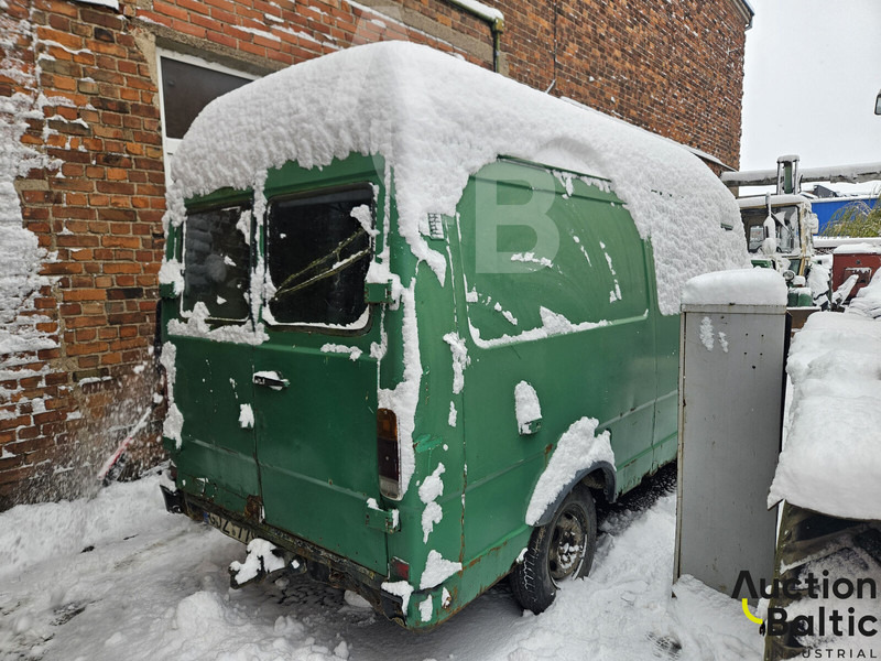 Mercedes-Benz 207D - Furgoneta pequeña: foto 3 Mercedes-Benz 207D - Furgoneta pequeña: foto 3