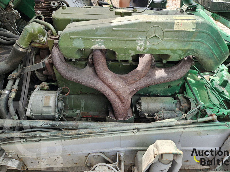 Camión volquete Mercedes-Benz 914: foto 14