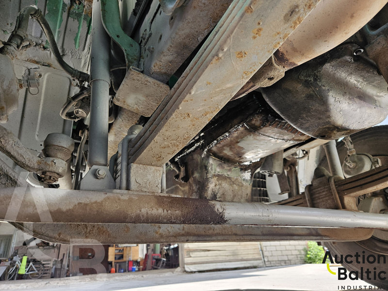 Camión volquete Mercedes-Benz 914: foto 19