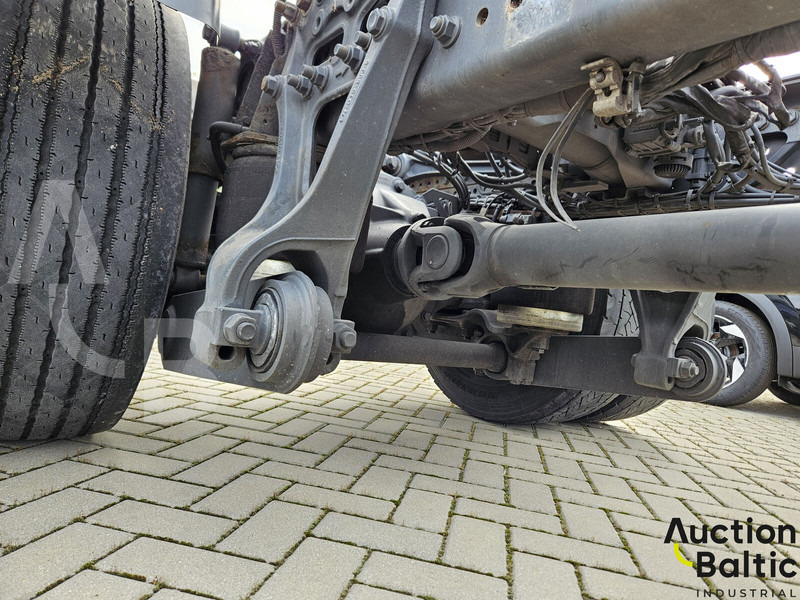 Camión chasis Mercedes-Benz Actros 1843: foto 19