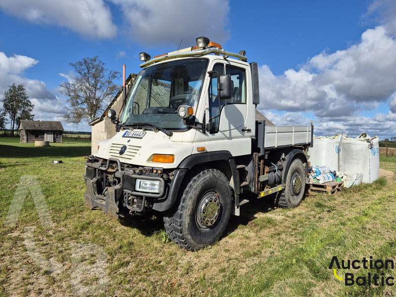 Mercedes-Benz Unimog U 400 - Camión volquete: foto 1 Mercedes-Benz Unimog U 400 - Camión volquete: foto 1