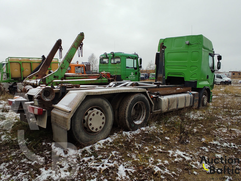 Renault Premium Route - Camión portacontenedor de cadenas: foto 4 Renault Premium Route - Camión portacontenedor de cadenas: foto 4