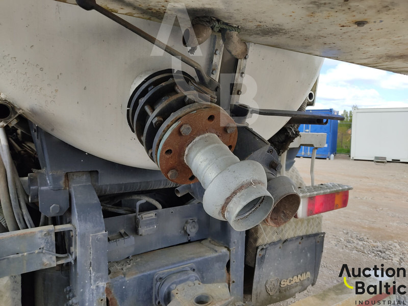 Limpieza de alcantarillado Scania R 480: foto 15