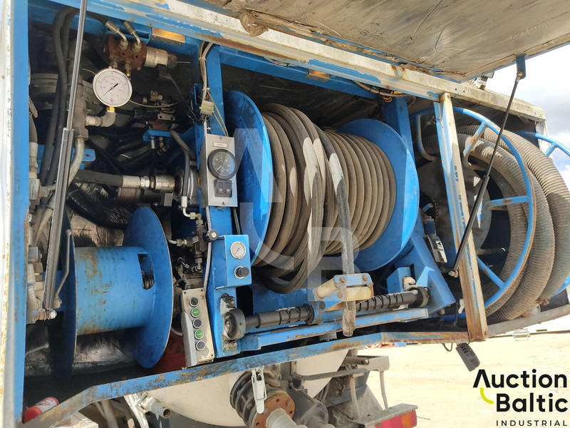 Limpieza de alcantarillado Scania R 480: foto 14